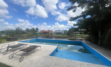 Casa en venta/ alquiler en Santa Catalina