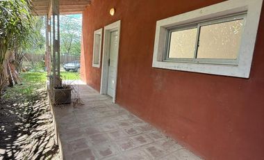 Casa en Alquiler - Barrio  Los Pinos - Exaltacion de la Cruz