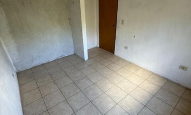 Casa en Alquiler - Barrio  Los Pinos - Exaltacion de la Cruz