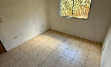Casa en Alquiler - Barrio  Los Pinos - Exaltacion de la Cruz