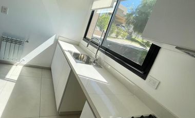 Casa en Alquiler La Cuesta 2 dormitorios en suite con vistas