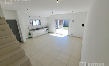 PH a estrenar, 3 ambientes, con cochera y patio