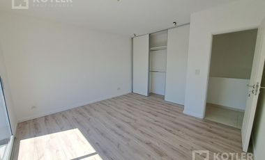 PH a estrenar, 3 ambientes, con cochera y patio