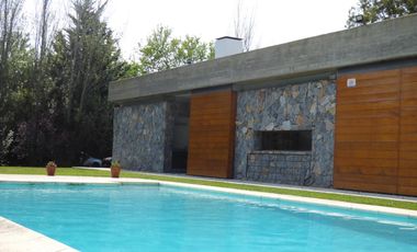 Casa en Villa Elisa - Dacal Bienes Raíces