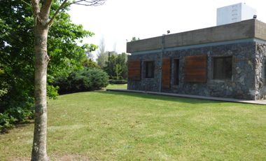 Casa en Villa Elisa - Dacal Bienes Raíces