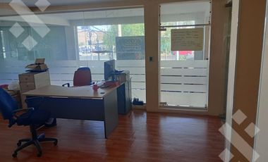 Venta de local comercial 500 m2 sobre Enrique Mosconi esquina Leguizamón