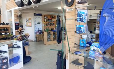 Venta de local comercial 500 m2 sobre Enrique Mosconi esquina Leguizamón