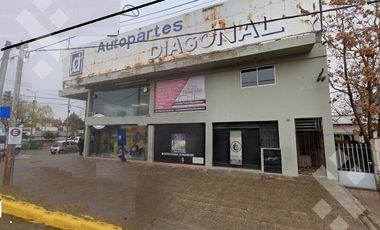 Venta de local comercial 500 m2 sobre Enrique Mosconi esquina Leguizamón