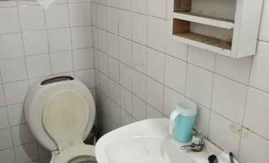 Venta de local comercial 500 m2 sobre Enrique Mosconi esquina Leguizamón
