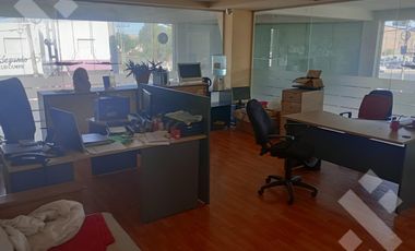 Venta de local comercial 500 m2 sobre Enrique Mosconi esquina Leguizamón