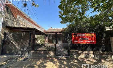Chalet de 6 amb. s/excelente lote de 10x72m. en Temperley Este