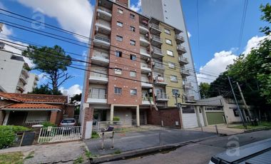 Departamento en Alquiler en Villa Ballester - Monoambiente muy luminoso.