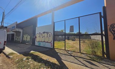 Local comercial con predio, a terminar en zona comercial, zobre ruta, Plottier.