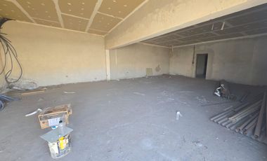 Local comercial con predio, a terminar en zona comercial, zobre ruta, Plottier.