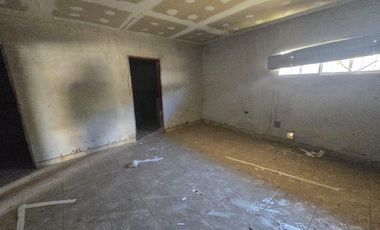 Local comercial con predio, a terminar en zona comercial, zobre ruta, Plottier.