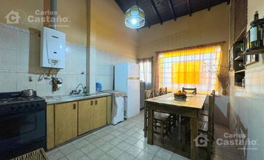 PH Tipo Casa Ideal 2 Familias o Renta en PB y PA a 3/C de Av. Maipu.