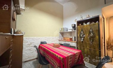 PH Tipo Casa Ideal 2 Familias o Renta en PB y PA a 3/C de Av. Maipu.