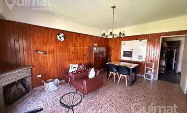 Ph en Florida, barrio la calesita de 3 ambientes 114 metros totales con sotano y patio