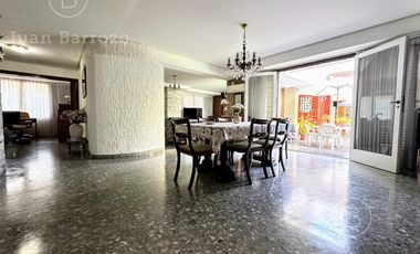 Venta Chalet de 2 dormitorios en Banfield Oeste.