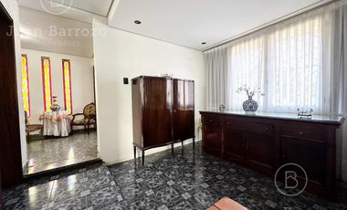 Venta Chalet de 2 dormitorios en Banfield Oeste.