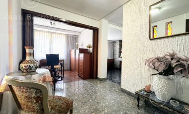 Venta Chalet de 2 dormitorios en Banfield Oeste.