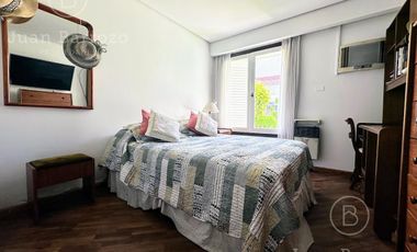 Venta Chalet de 2 dormitorios en Banfield Oeste.