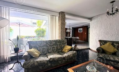Venta Chalet de 2 dormitorios en Banfield Oeste.