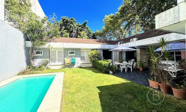 Venta Chalet de 2 dormitorios en Banfield Oeste.