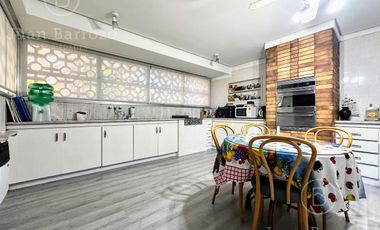 Venta Chalet de 2 dormitorios en Banfield Oeste.