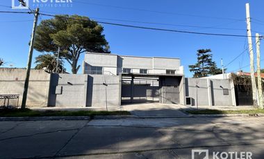 PH a estrenar, 3 ambientes, con cochera y patio