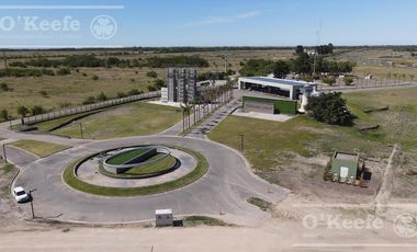 Lote en venta en los canales de Puerto Nizuc