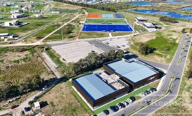 Lote en venta en los canales de Puerto Nizuc