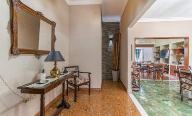 Casa Venta 3amb 2dorm comedor diario, cochera, baño, toilette, Lavadero, Parrilla, Terraza y Patio