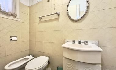 CASA VENTA VICENTE LÓPEZ 5 AMBIENTES JARDÍN COCHERA