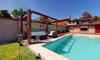 Casa en venta en La Plata - Dacal Bienes Raíces