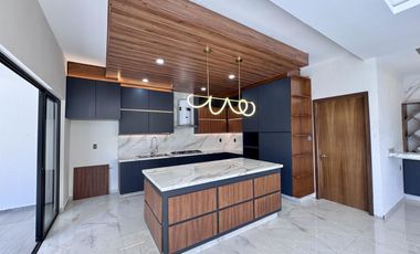 Casa Nueva en Venta Las Palmas