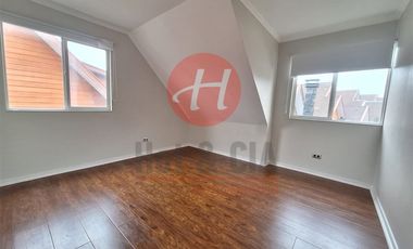 Casa en Arriendo en Avda las Encinas