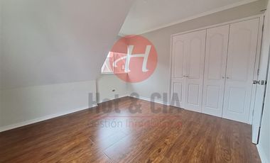 Casa en Arriendo en Avda las Encinas