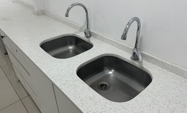 ARRIENDO LOCAL COMERCIAL RECOLETA