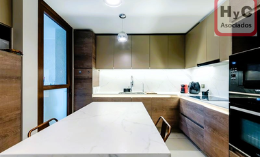 En Venta Depto 2 D / 2 B con 2 estacionamientos y 1 bodega