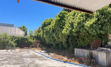 SE ARRIENDA OFICINA/ CLINICA / LOCAL EN 1 Ote 1565