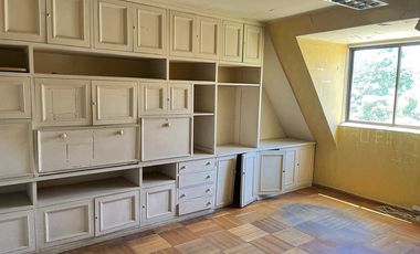 SE ARRIENDA OFICINA/ CLINICA / LOCAL EN 1 Ote 1565