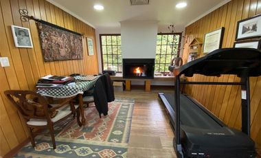 SE VENDE EXCLUSIVA CASA CENTRAL EN CURICO, 400 M2