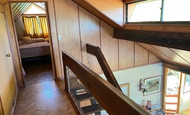 3 Casas con orilla Lago Colbún en 16.870 m2.