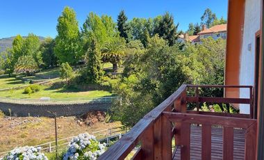 3 Casas con orilla Lago Colbún en 16.870 m2.