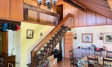 3 Casas con orilla Lago Colbún en 16.870 m2.