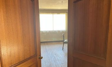 VENDE TERRENO 686 m2 y CASA en centro de Talca