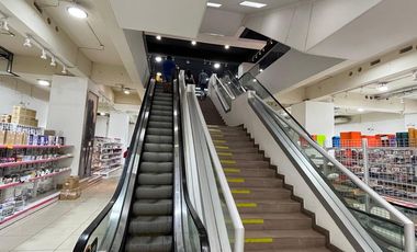 SE ARRIENDA EDIFICIO COMERCIAL 4 PISOS , 6642 m2