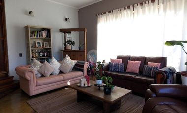 Casa en Venta en La Lomita, Anglo American International School