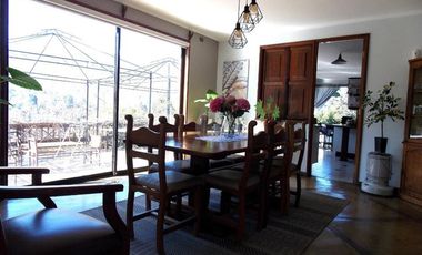 Casa en Venta en La Lomita, Anglo American International School